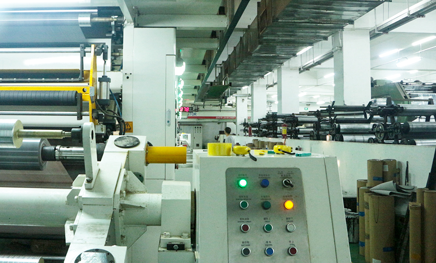 平達利擁有50余套包裝袋生產設備