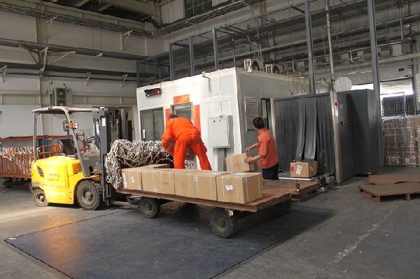 pe袋廠家免費(fèi)送貨